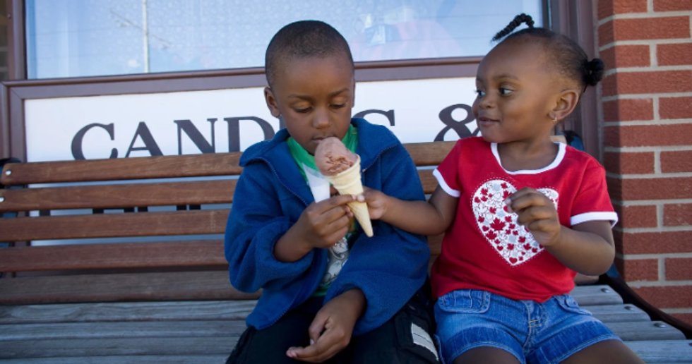 kindness, good heart, green flag, ice cream, children, bench