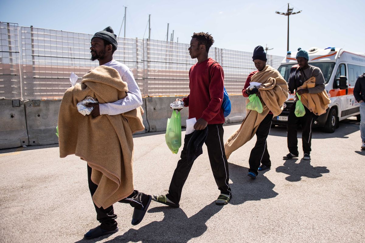 Con gli immigrati importiamo poveri