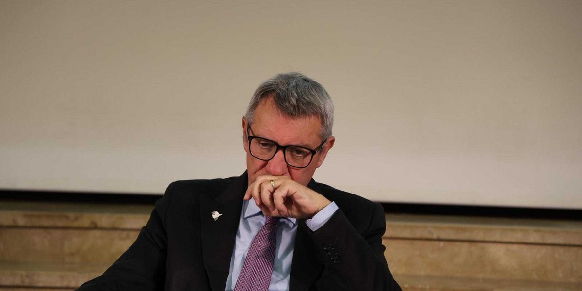 Mentre si straparla di patriarcato Landini dà della «cortigiana» a Meloni Mentre si straparla di patriarcato Landini dà della «cortigiana» a Meloni