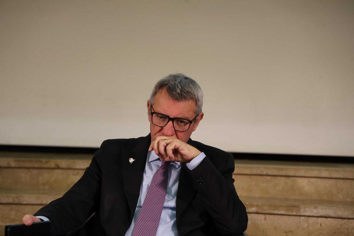 Mentre si straparla di patriarcato Landini dà della «cortigiana» a Meloni