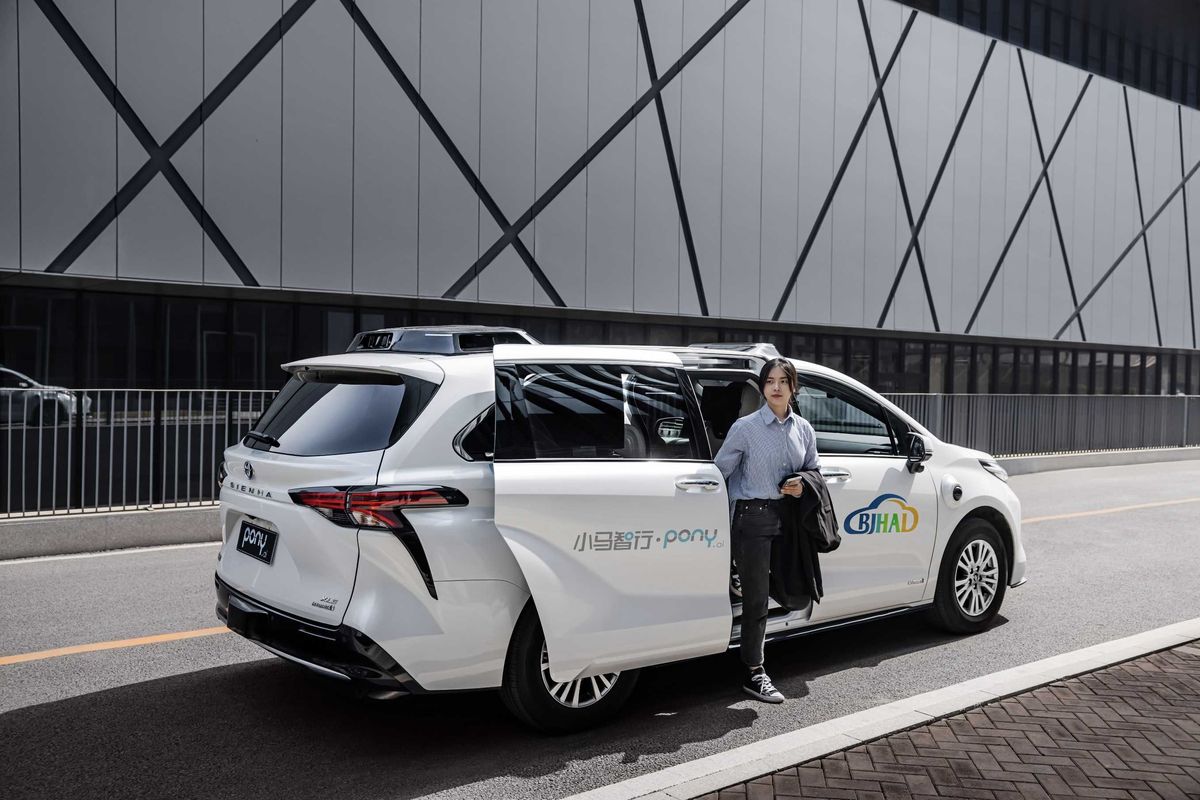 Stellantis si allea con i rivali cinesi per creare i robotaxi che invaderanno l’Ue