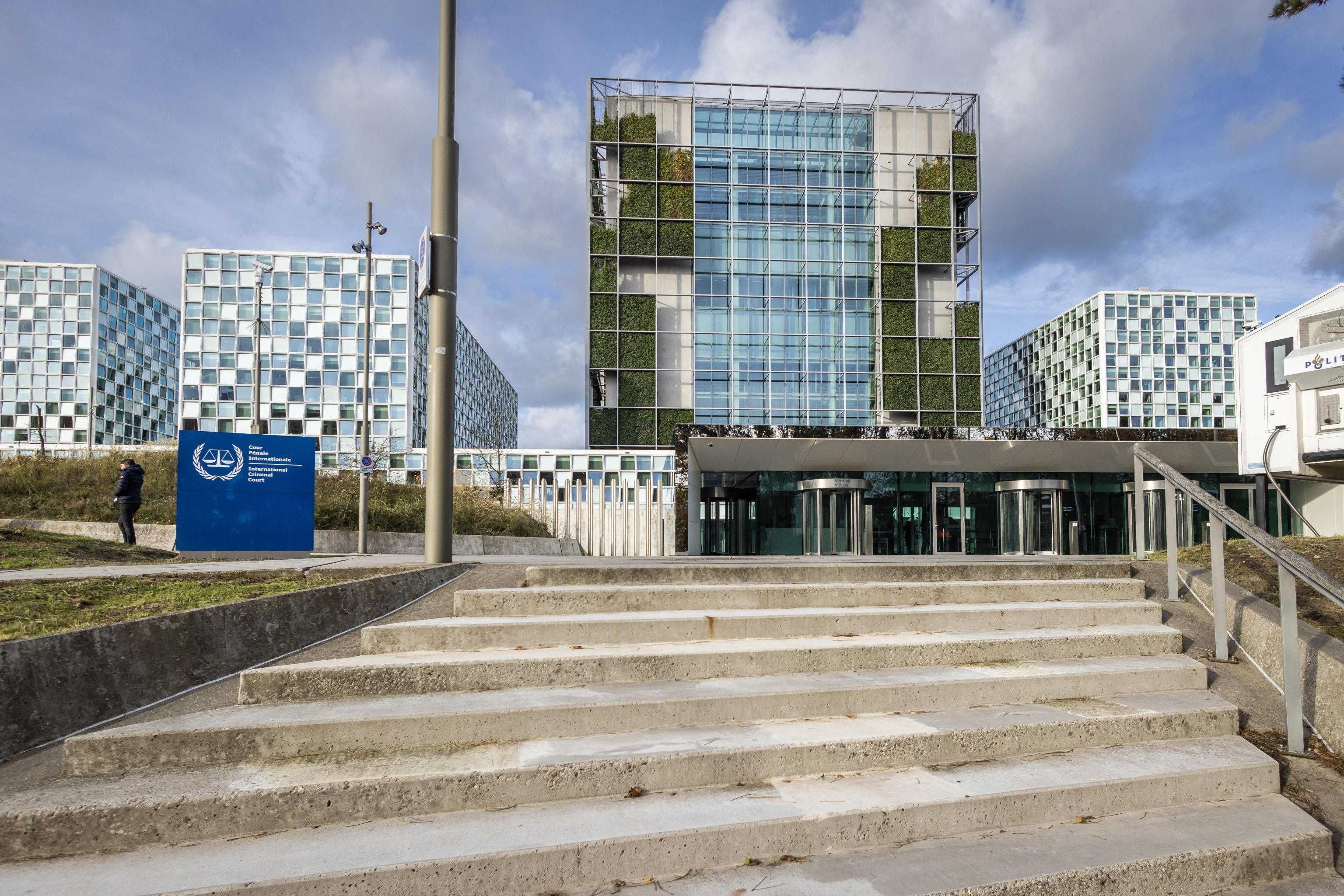 La Cpi schiaffeggiata da Orbán torna a frignare su Almasri