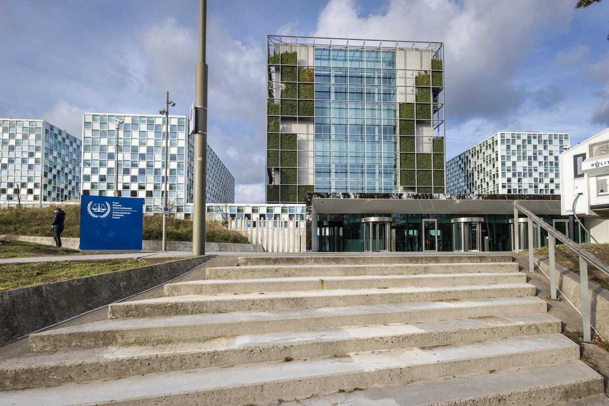 La Cpi schiaffeggiata da Orbán torna a frignare su Almasri