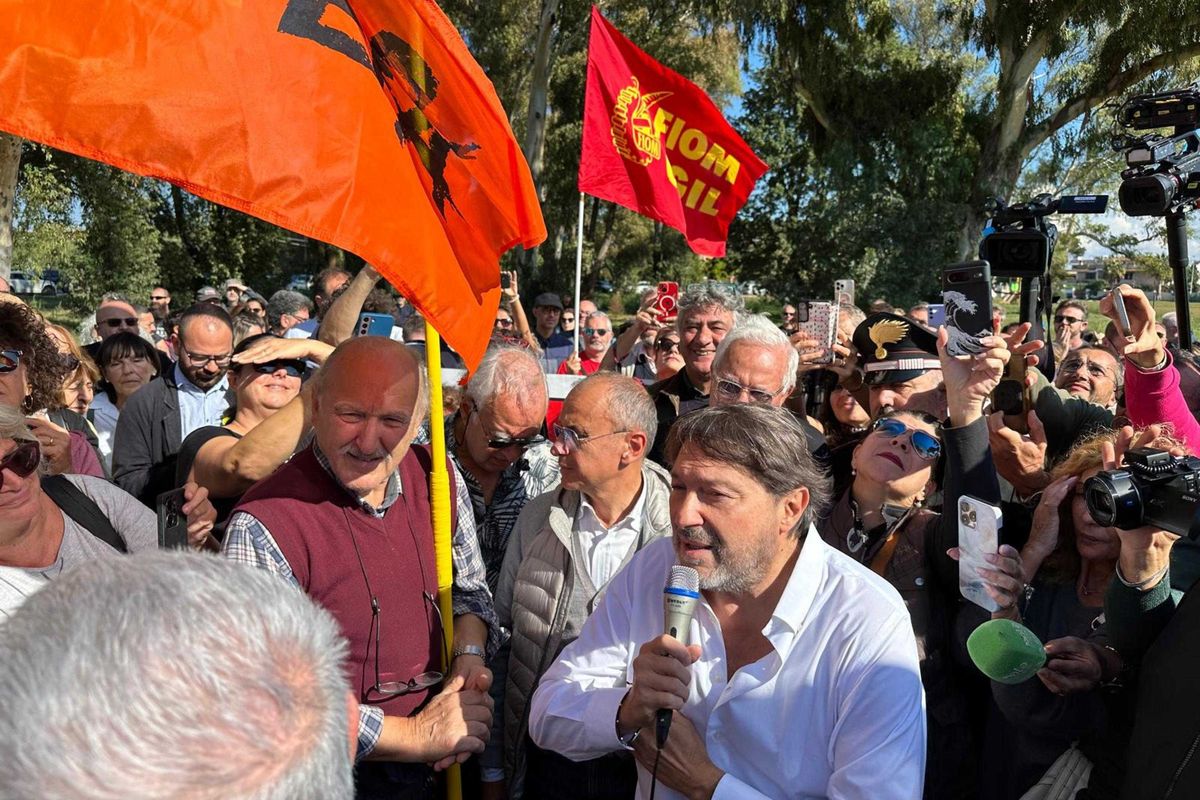 I dem appioppano le bombe alla destra, ma Ranucci frena sulla pista politica