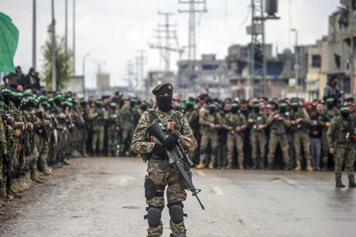 Hamas apre: «Pronti a discutere anche delle armi». Trump spinge per la pace