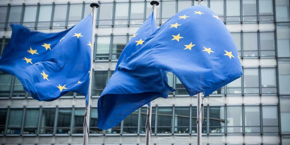 L’Ue mette a punto la censura totale: controllare i telefoni di tutti noi L’Ue mette a punto la censura totale: controllare i telefoni di tutti noi