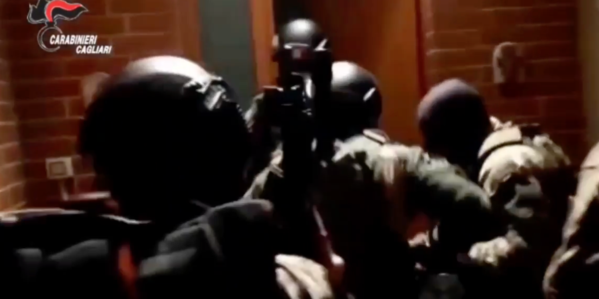 Operazione «Termine»: maxi blitz dei Carabinieri contro il narcotraffico Operazione «Termine»: maxi blitz dei Carabinieri contro il narcotraffico
