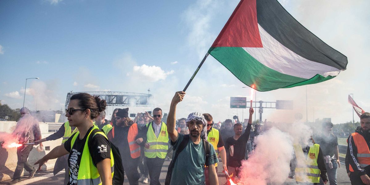 Palestinesi a Bologna pronti a inneggiare al pogrom di Hamas