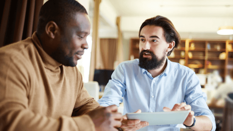 arguing, conversation, small talk tips, persuasion, talking, communication, debate, winning an argument