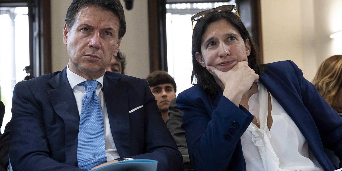 Campo largo piallato e appeso agli indesiderati