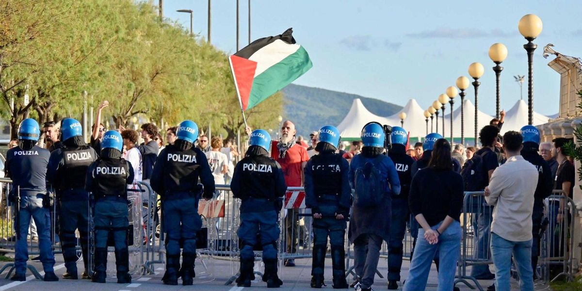 Non si fermano nemmeno il 7 ottobre. Pro Pal di nuovo contro gli agenti