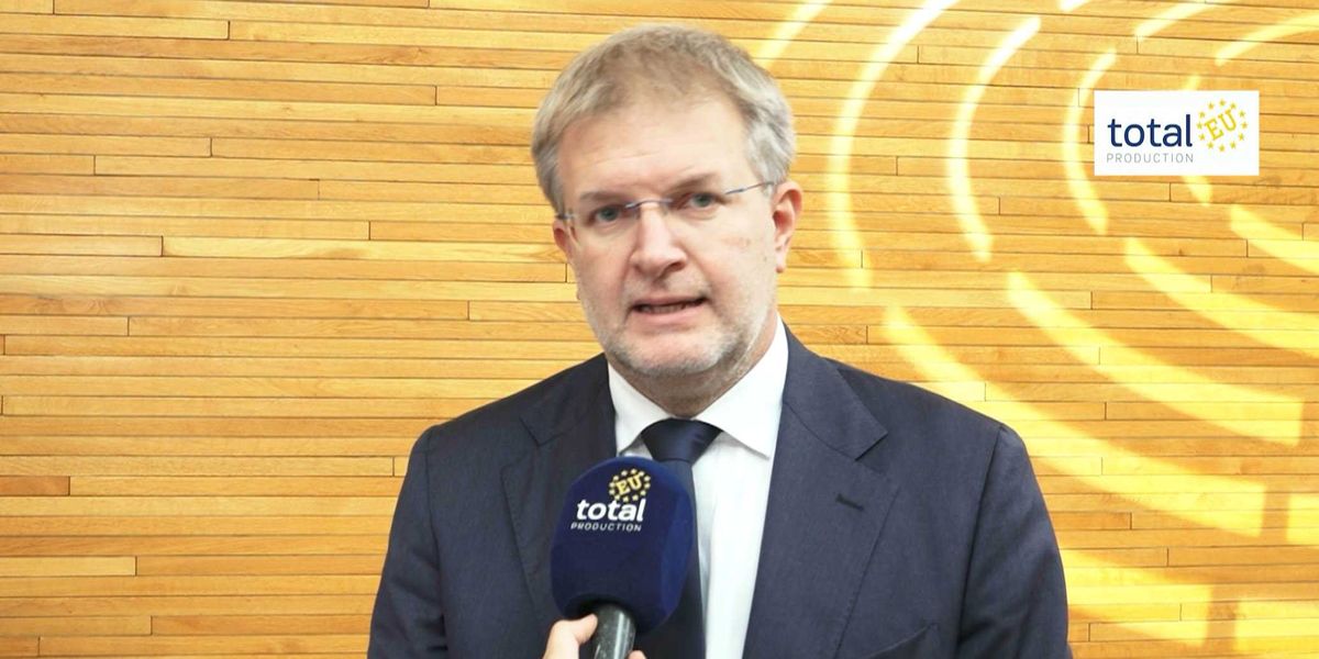 Fidanza: «E car non è la soluzione. Le industrie lombarde con l Fidanza: «E car non è la soluzione. Le industrie lombarde con l