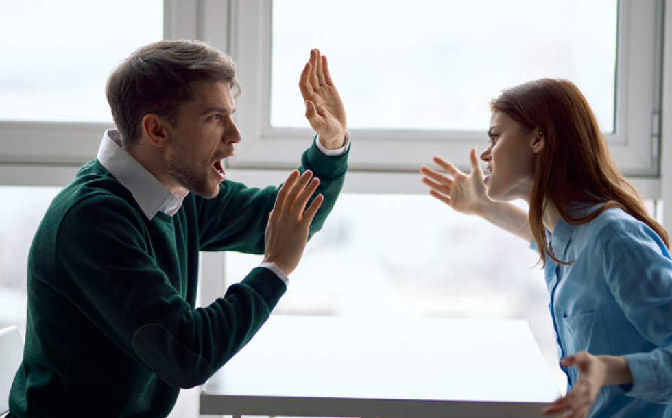 People applaud man for calling out his sister over jaw-droppingly bad baby name choice