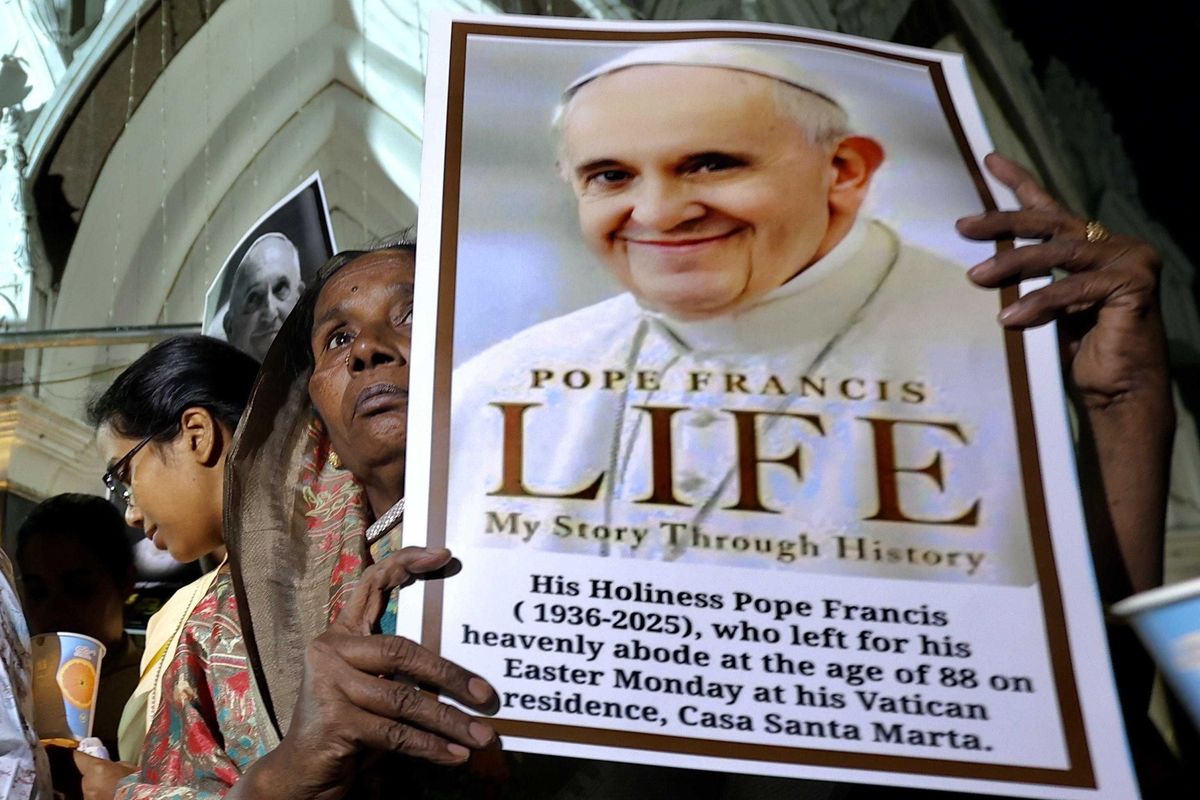 Prevost conciliatore ridà voce a Bergoglio. Prima Esortazione con la «doppia firma»