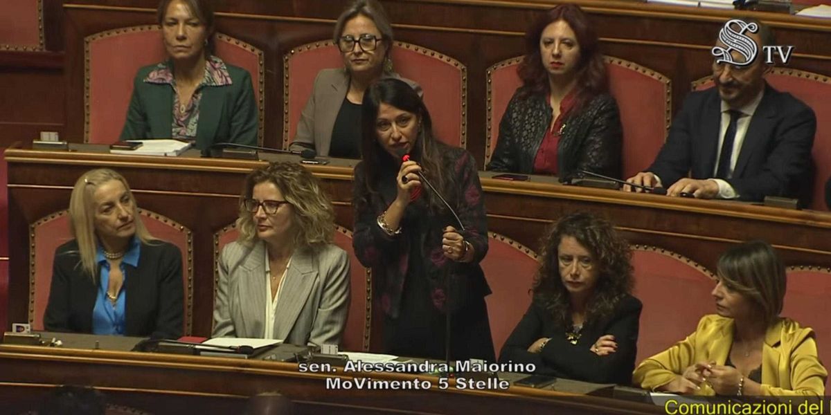 Caso Ranucci, Giorgia sfida Schlein. Il M5s la insulta: «Ragazza pon pon» Caso Ranucci, Giorgia sfida Schlein. Il M5s la insulta: «Ragazza pon pon»