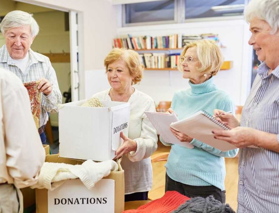 senior living, elderly, volunteering, donations, community