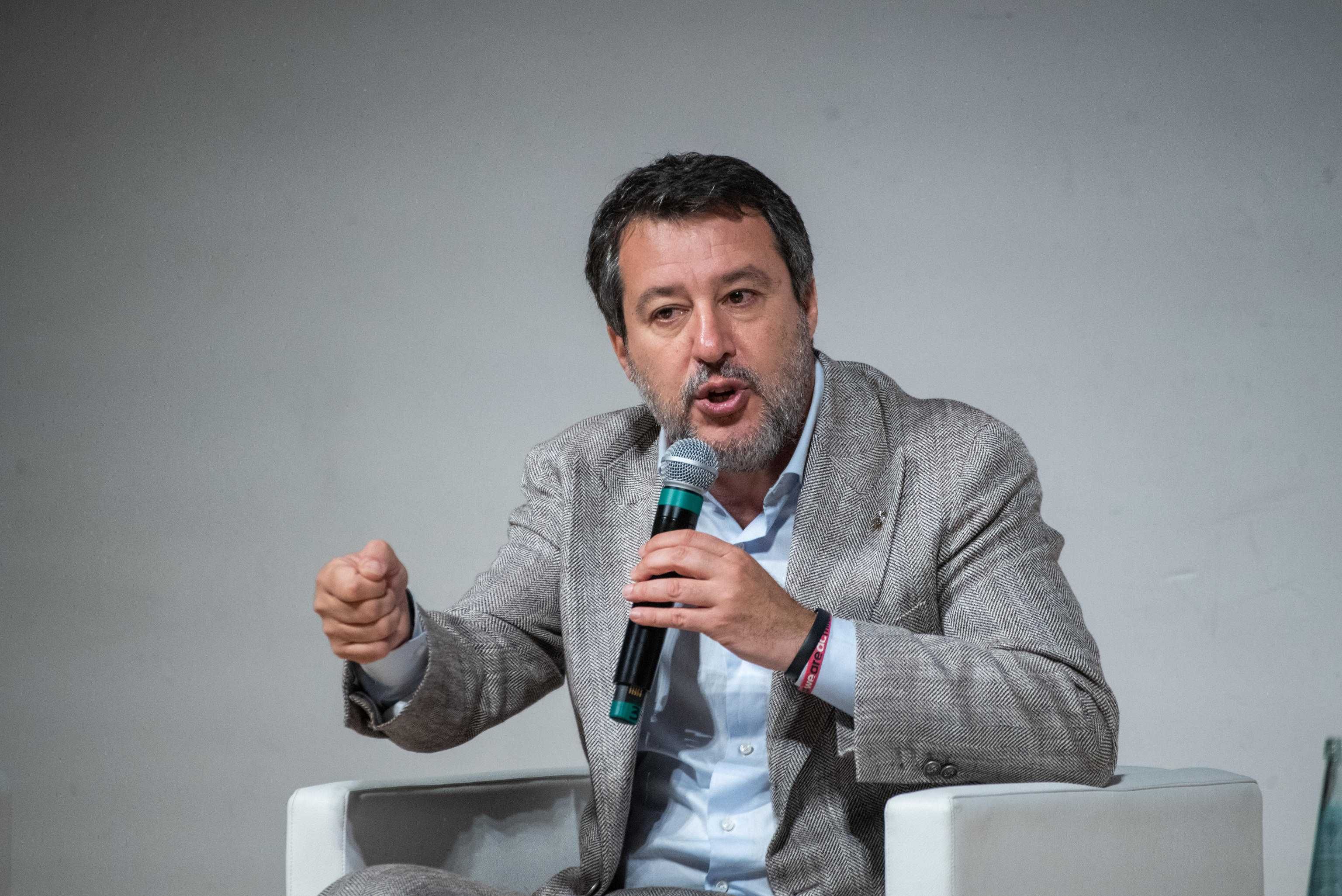 Salvini: «Piano casa scoperto nel 2026, coprano le banche»