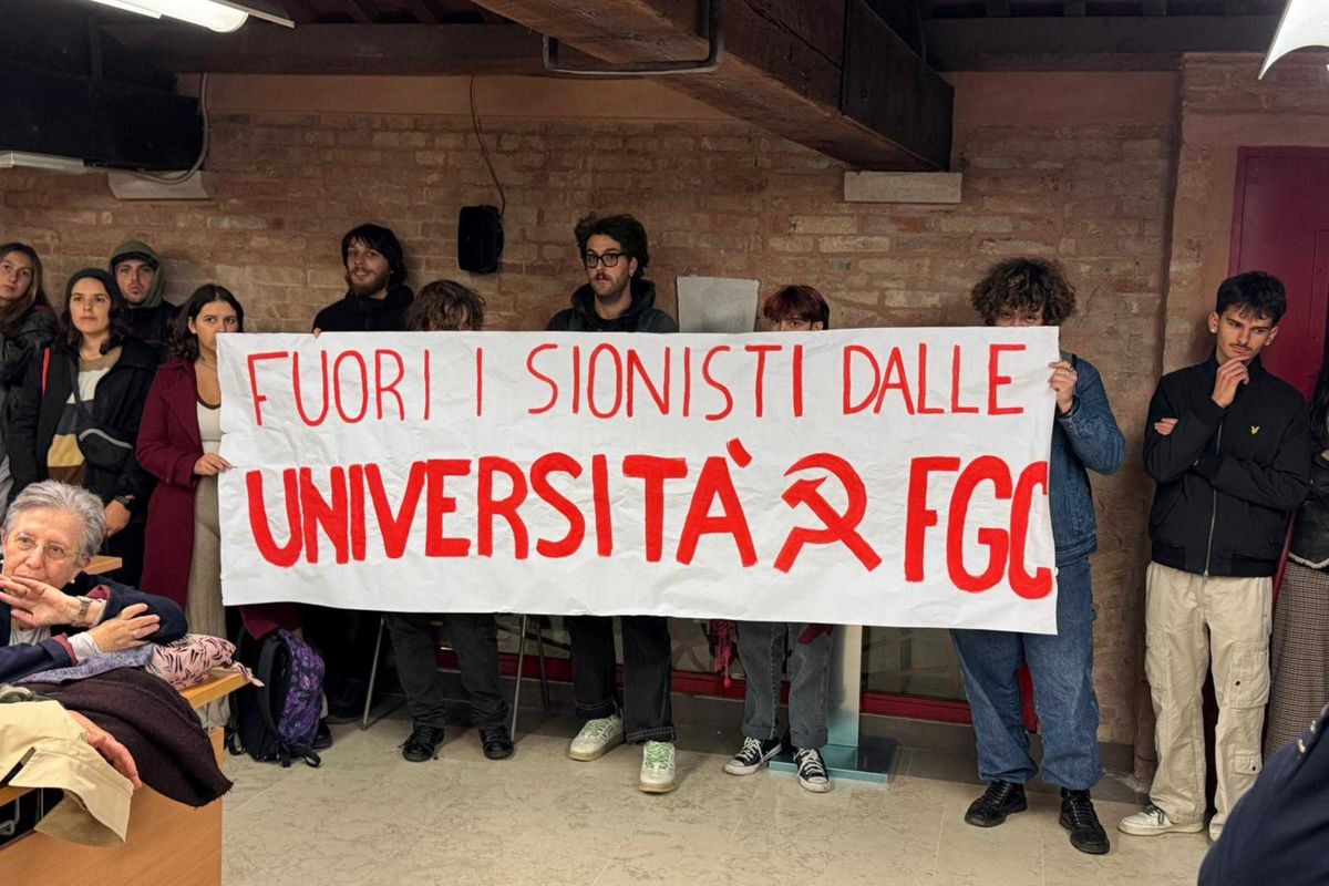 La sinistra tappa la bocca anche ai suoi