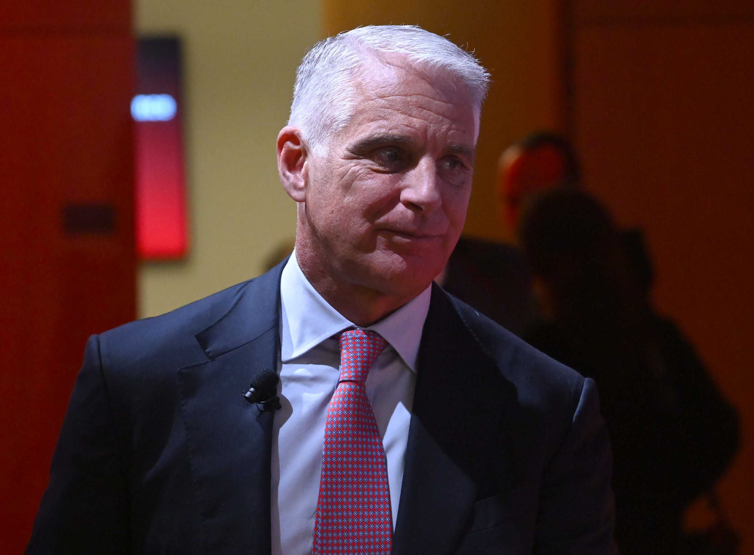 Mps sposa Mediobanca, Orcel molla Amundi