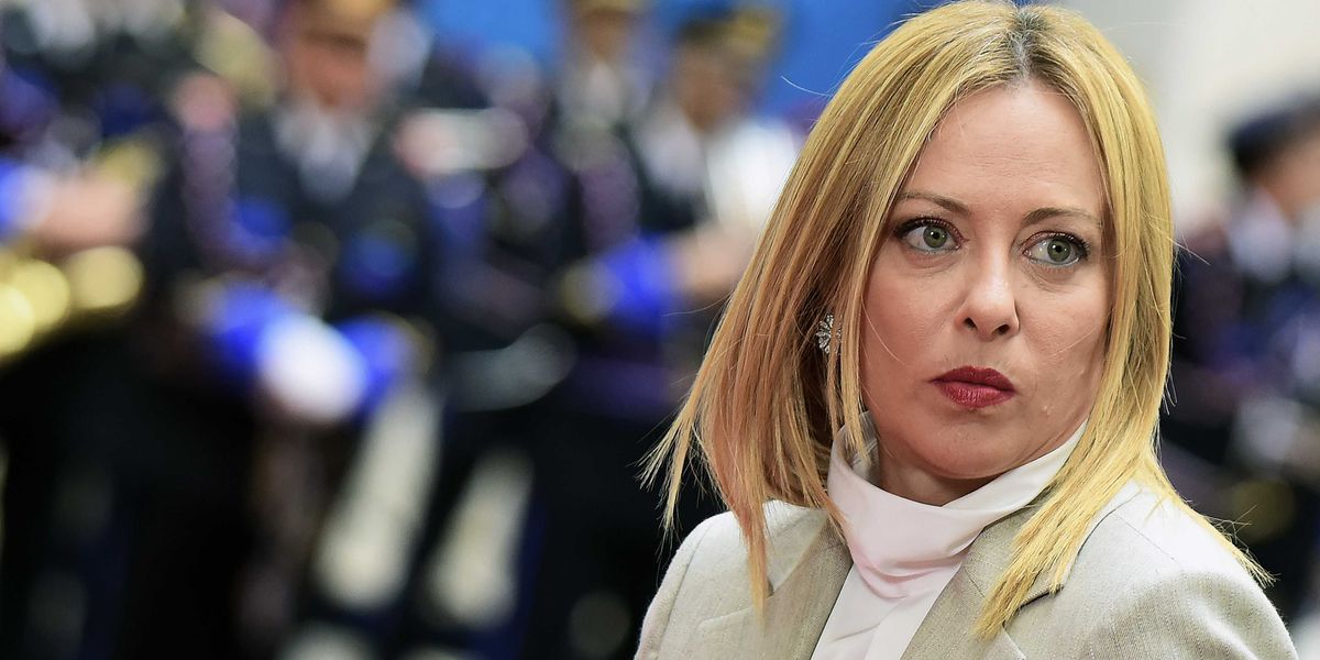 la meloni butta i giudici gi249 dal ponte