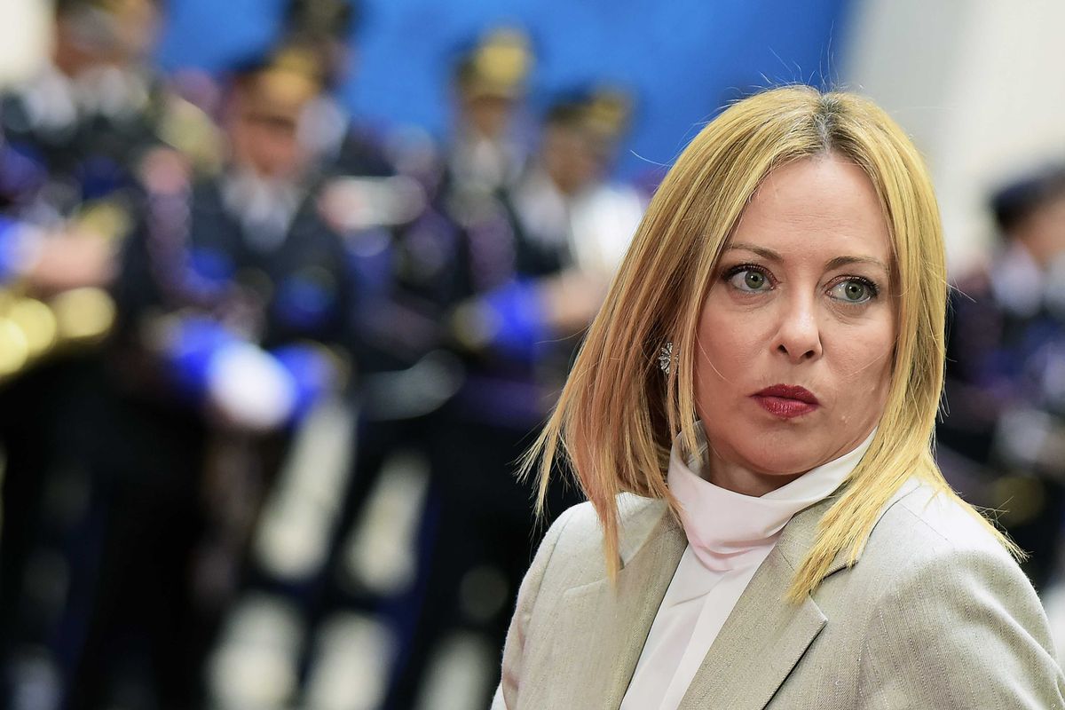 La Meloni butta i giudici giù dal ponte