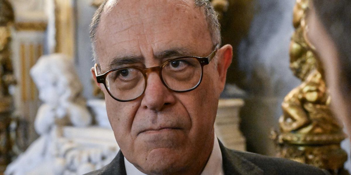 Sono 477, stipendi fino a 15.000 euro Sono 477, stipendi fino a 15.000 euro