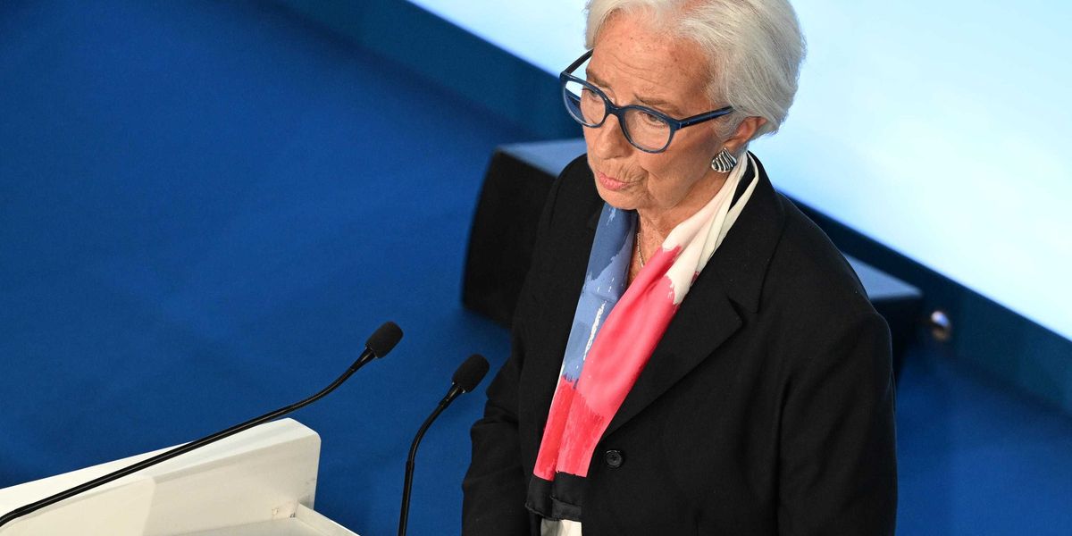 Più l’Europa si avvia al fallimento, più la vogliono rendere divertente Più l’Europa si avvia al fallimento, più la vogliono rendere divertente