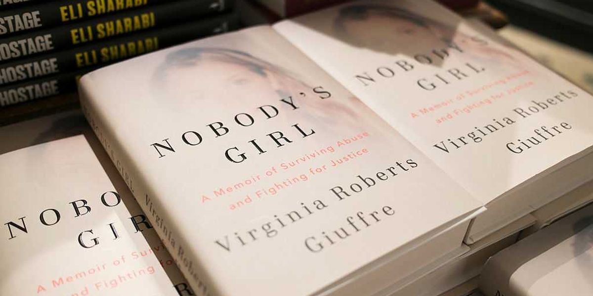Il libro postumo di Virginia Giuffre riapre il caso Epstein e le accuse al principe Andrea Il libro postumo di Virginia Giuffre riapre il caso Epstein e le accuse al principe Andrea