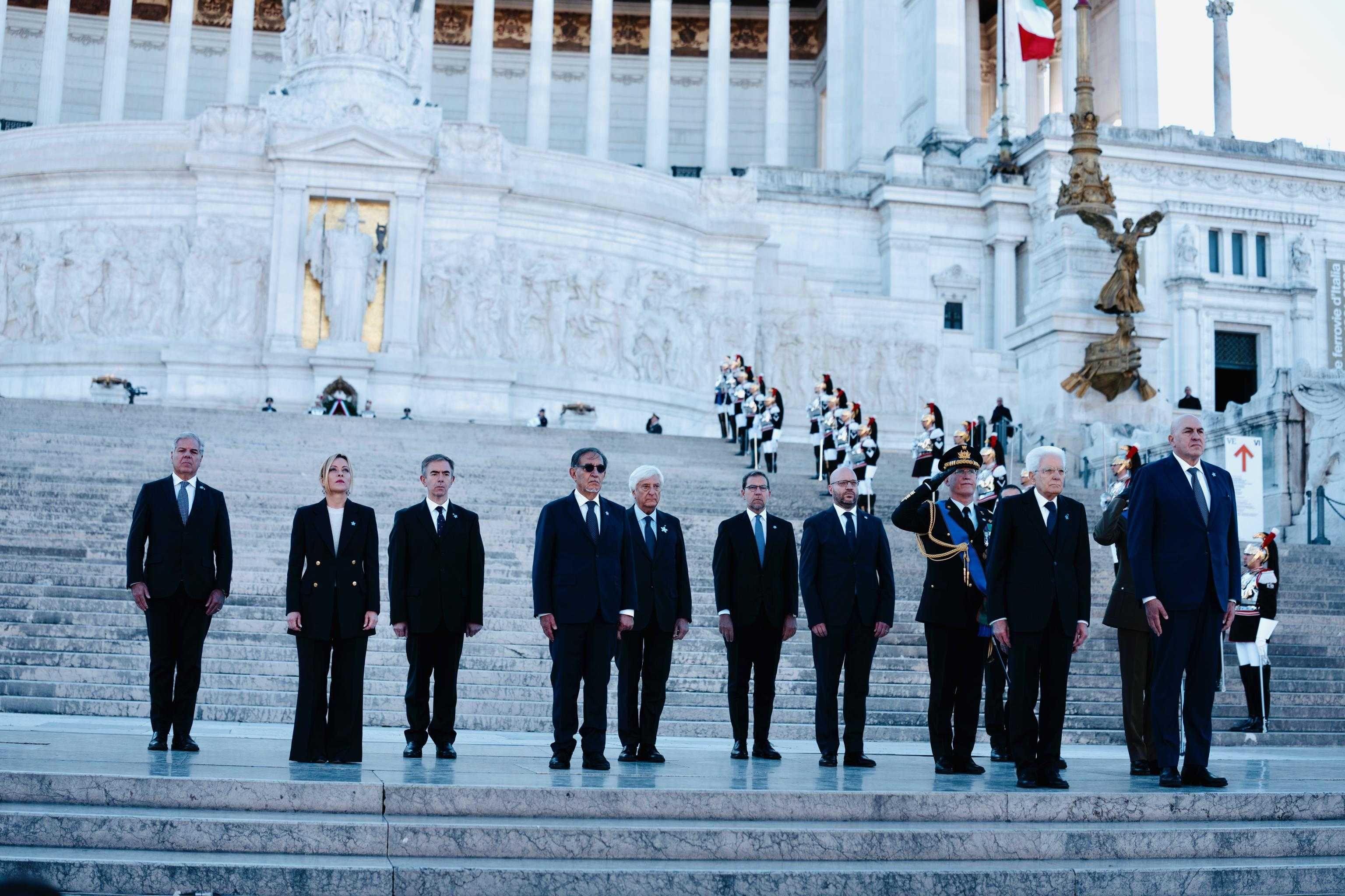 4 novembre, la cerimonia all'Altare della Patria