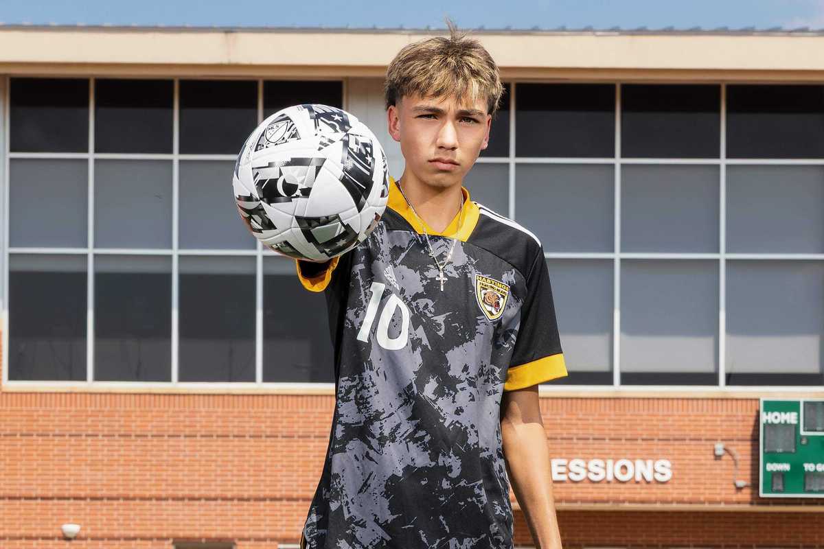 STYLE OF PLAY: Cohesion will drive Castillo, Hastings into 2026