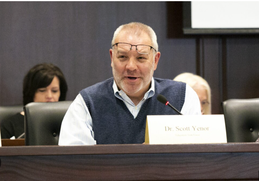 Great MAGA Crack-Up Features Antisemites, Ultra-Zionists And (Of Course) Misogynists