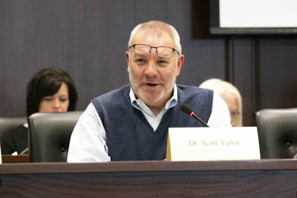 Great MAGA Crack-Up Features Antisemites, Ultra-Zionists And (Of Course) Misogynists