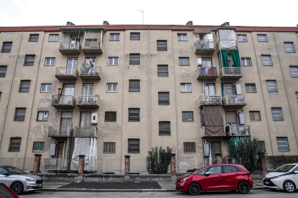 La sinistra si batte per dare gli appartamenti popolari agli stranieri senza lavoro