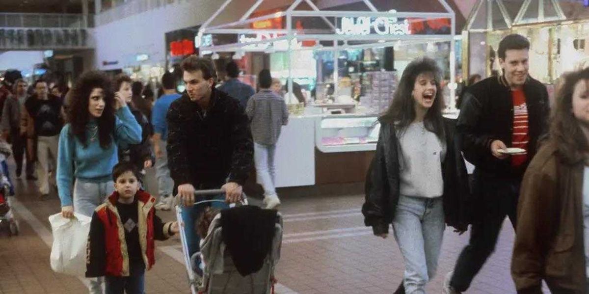 Gen Xers reminisce about mall culture in the 1980s