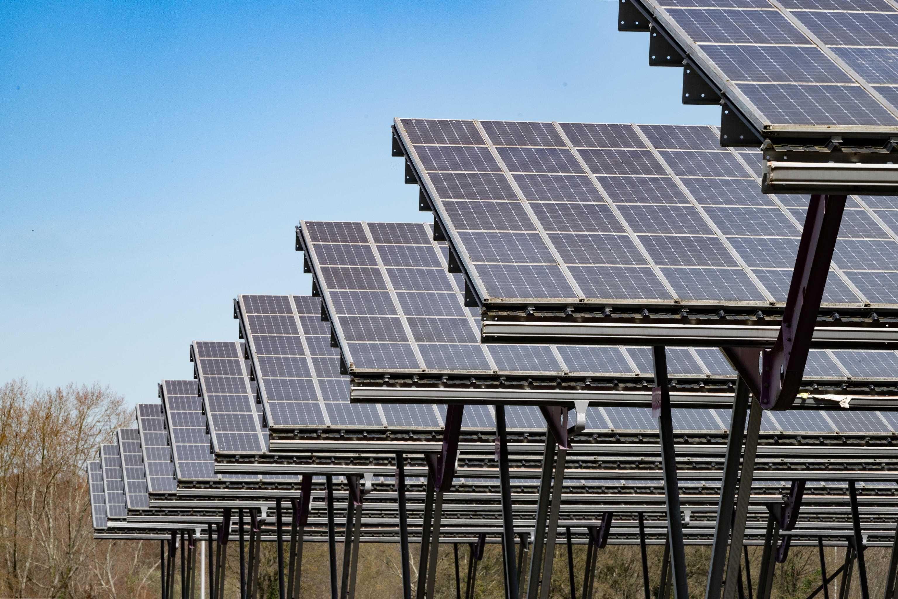 Fotovoltaico: maxitruffa da 80 milioni scoperta dalla GdF e dalla Polizia