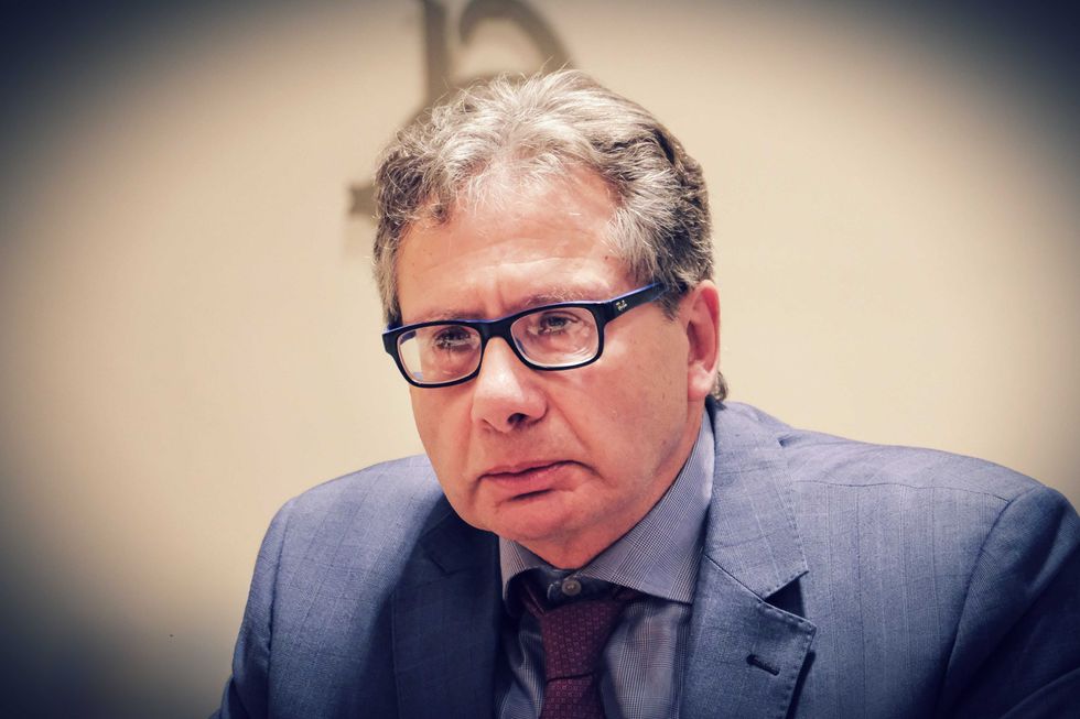 Pm accusa: i giudici vogliono governare