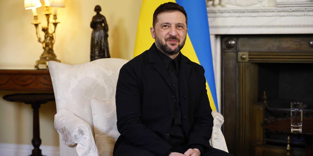 L’altra guerra di Zelensky per i pieni poteri