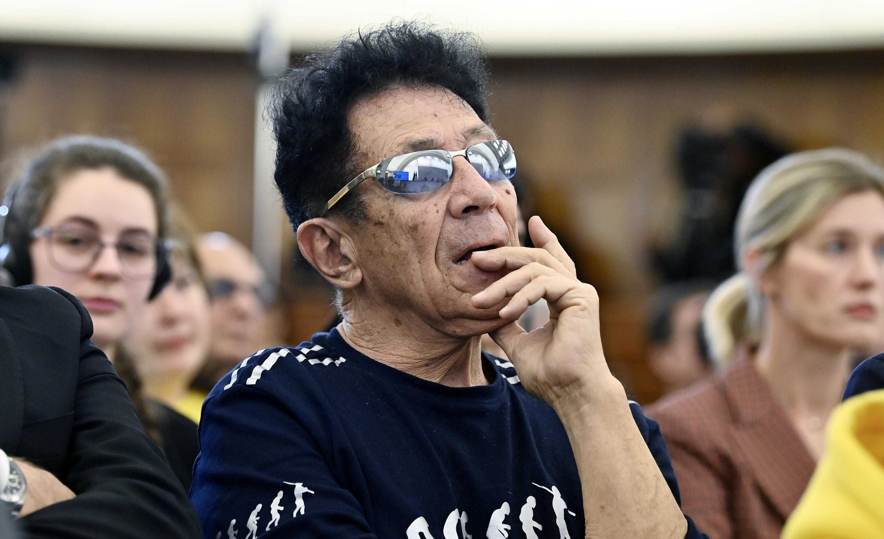 L’Anm si vede già senza poteri e recluta perfino Bennato contro la riforma