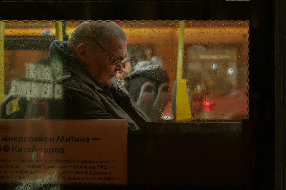 psychology, life, adulting, anxiety, depression, mental health, finances, money, stress, happiness, askreddit