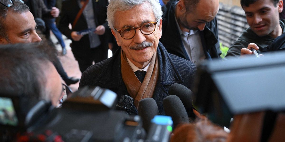 baffino riscrive la storia per aiutare i cinesi da Laverita.info baffino riscrive la storia per aiutare i cinesi