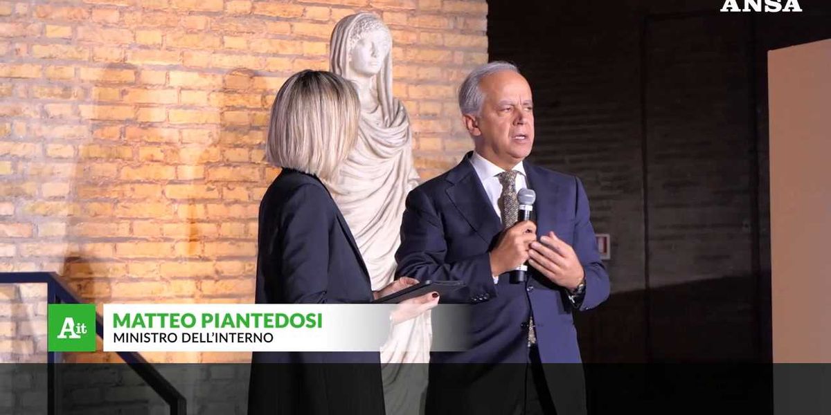 piantedosi la polizia 232 autorevolezza e umanit224