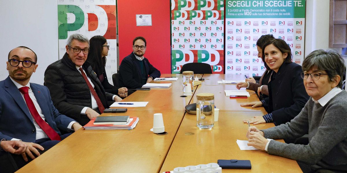 Solo la Schlein dà retta alle sparate di Landini. La Uil dice no allo sciopero Solo la Schlein dà retta alle sparate di Landini. La Uil dice no allo sciopero