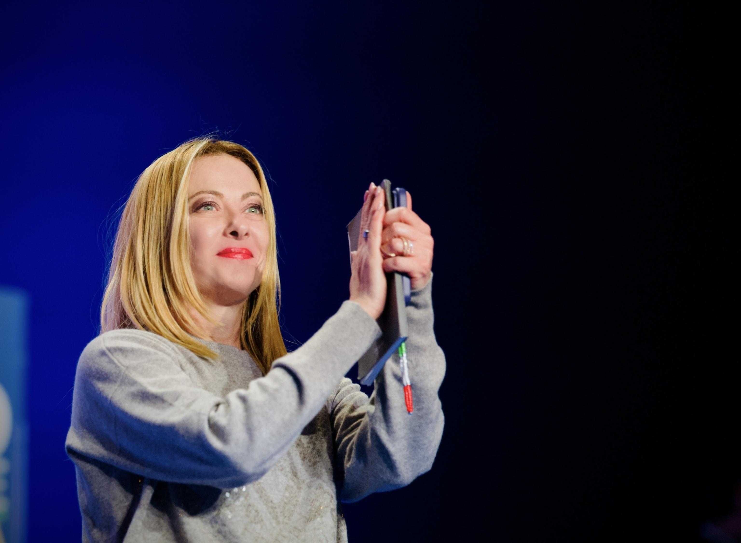 Il bilancio degli ultimi quattro anni: tasse sui redditi giù di 43 miliardi