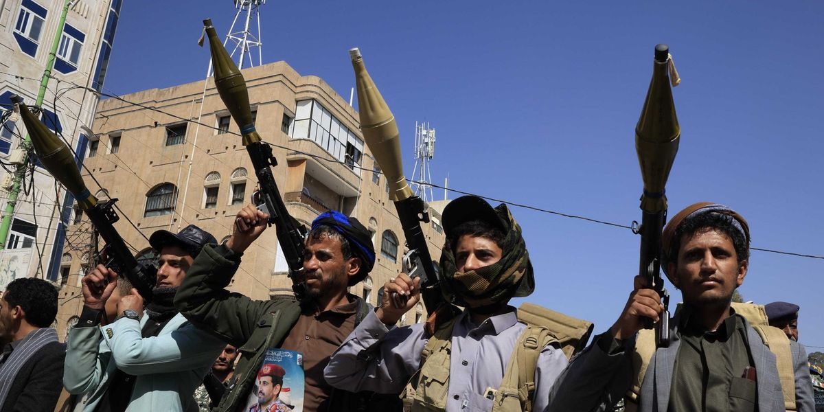 Anche gli Houthi si placano: «Basta attacchi alle navi che passano nel Mar Rosso»