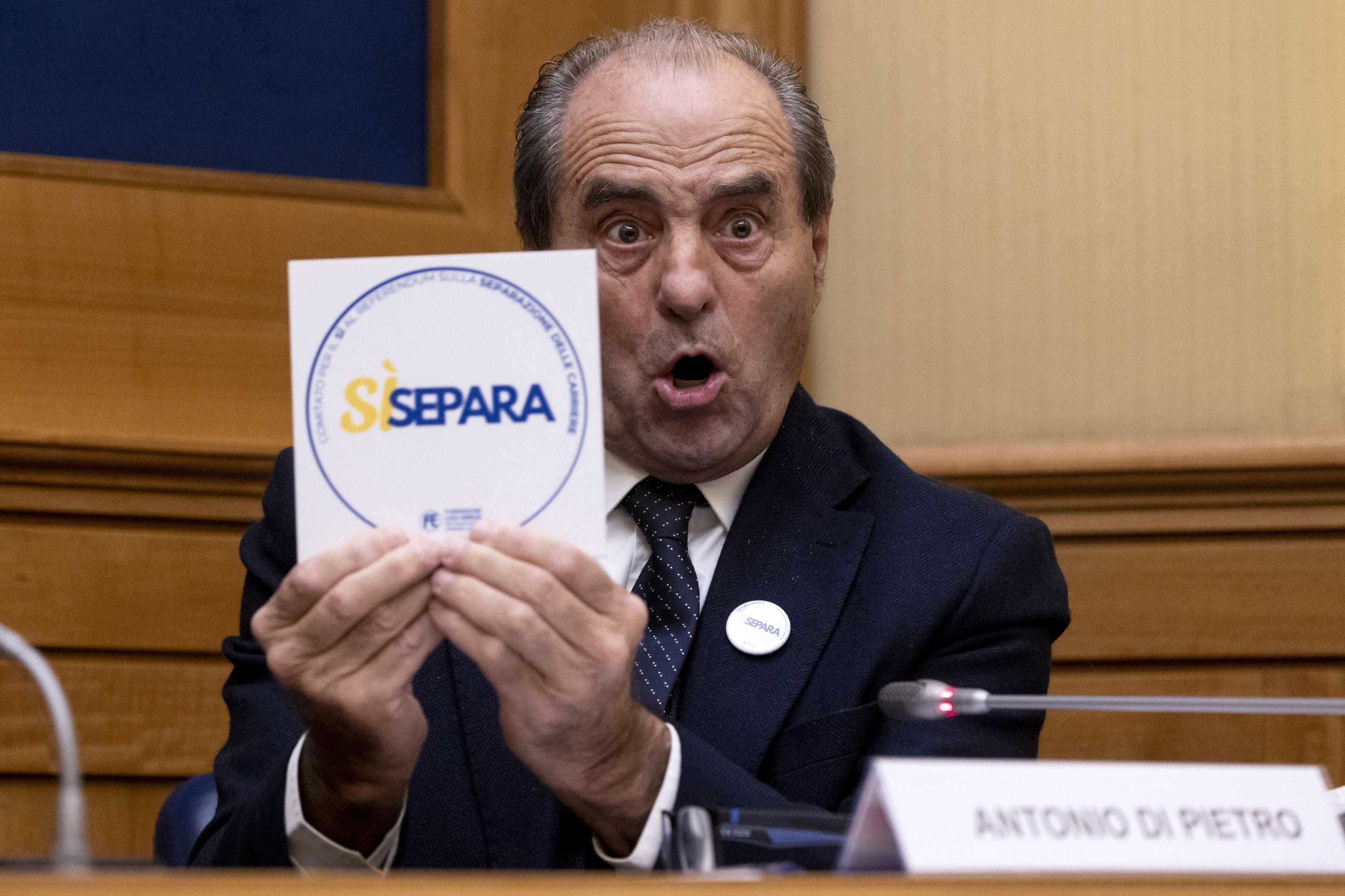 Di Pietro guida il Comitato del «Sì»