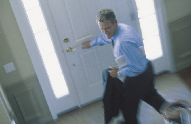 irish goodbye, irish exit, popular sayings, irish people, man leaving house