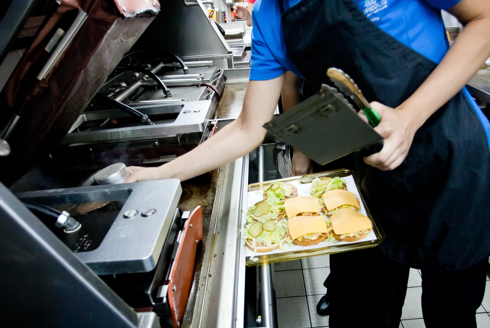 McDonald's, employee bonus, bad boss, corporate culture, Reddit, viral story, worker appreciation, low wages, fast food, employee gift