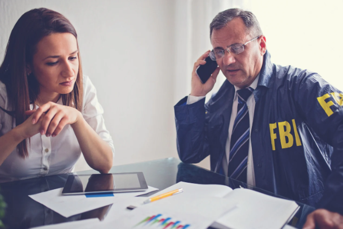 fbi,.negotiation, fbi phone, emotional intelligence, police, hostage