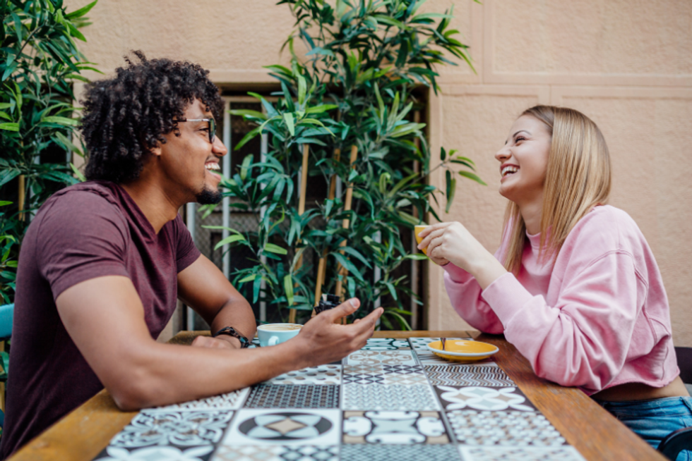 10 first date questions to ask to avoid awkward small talk, according to relationship experts