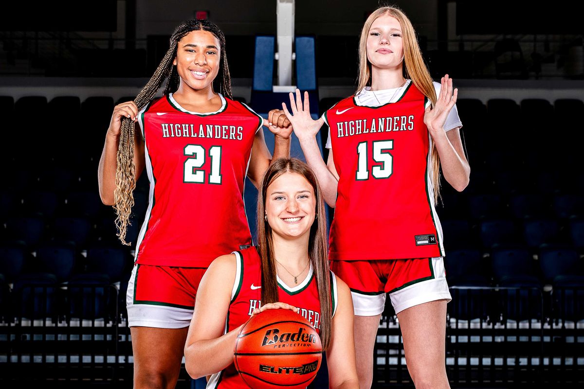 THE LAYUP LINE: Team cohesion will power another playoff run for No. 16 The Woodlands